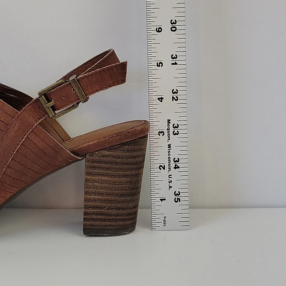 Lucky Brand Jorelie Sandals Plum Brown Size 9.5